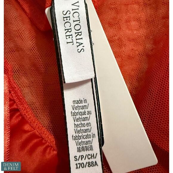 Victoria’s Secret Wicked Floral Embroidery Red Sheer Lace Apron NWT~NEW💋 - Picture 16 of 16